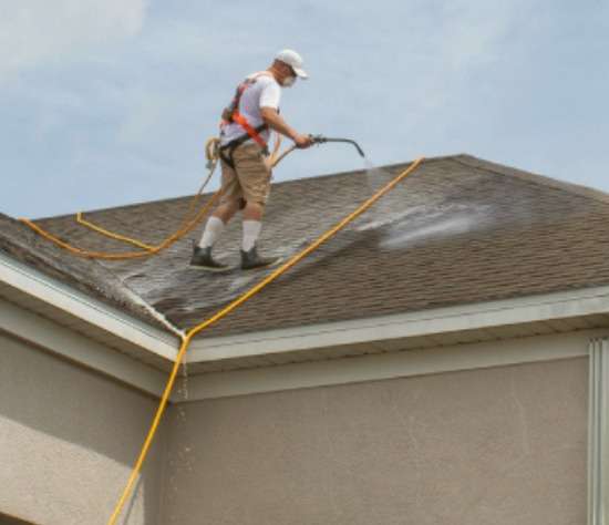 soft wash roof cleaning