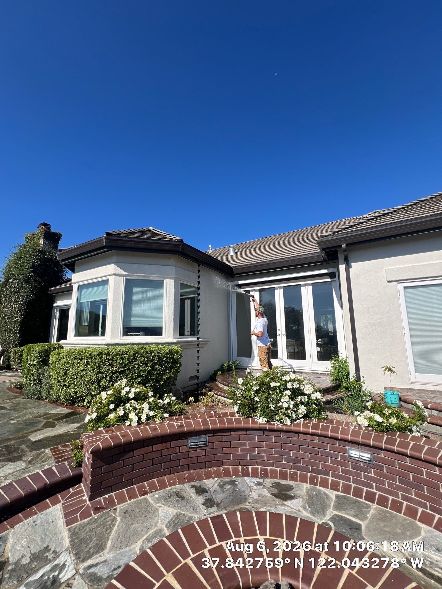 Exterior house washing in Blackhawk, Danville CA