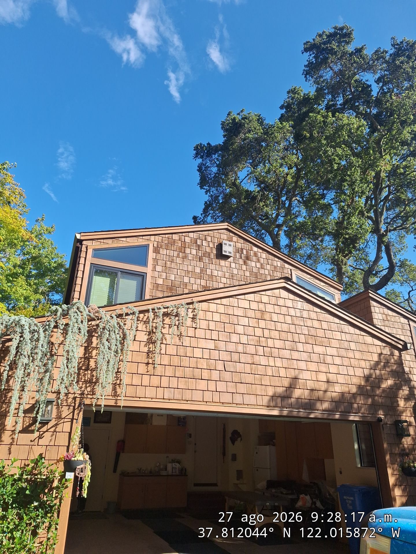 Clean gutters and downspout after service in Pleasant Hill
